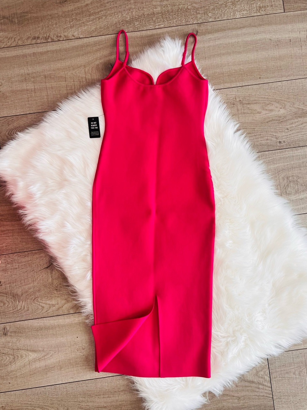 Express HOT PINK MIDI Dress - Picture 2 of 3